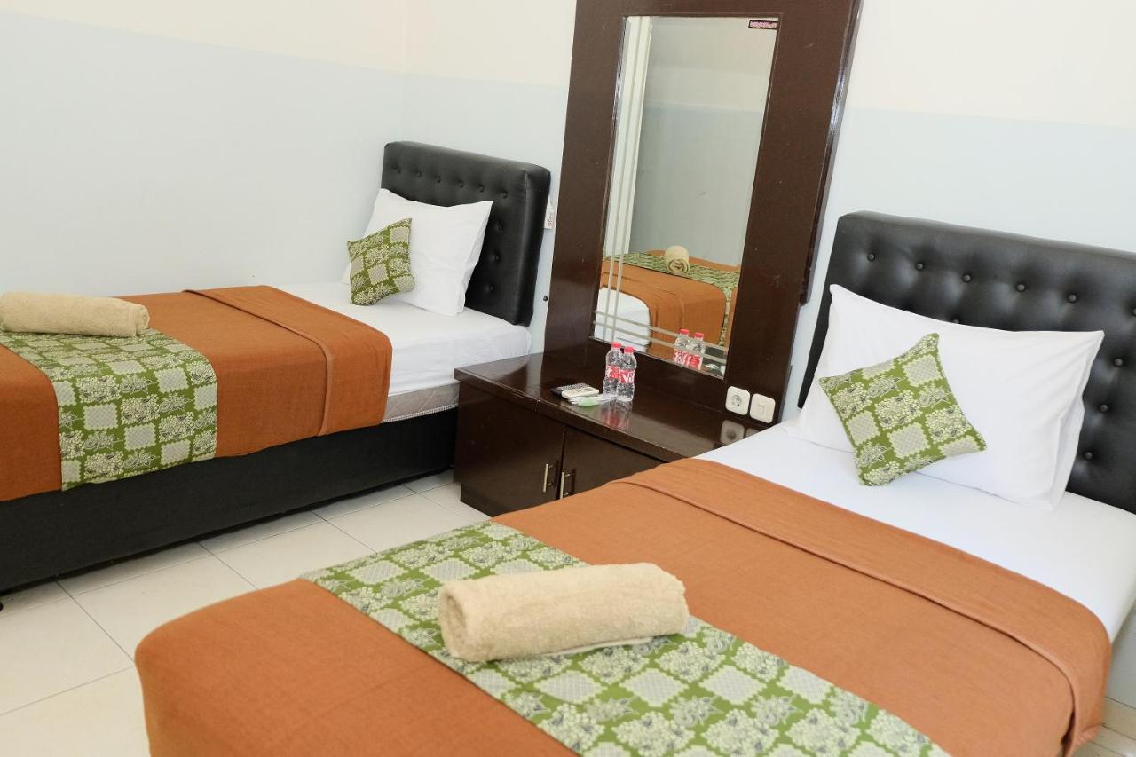 The Kirana Purnama Semarang Hotel Exterior foto